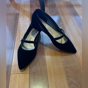 Kelly & Katie Black Velvet Flats size 8M